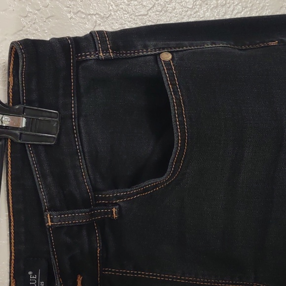 Judy Blue Los Angeles High Rise Mid Thigh, Size 1XL - Picture 6 of 17